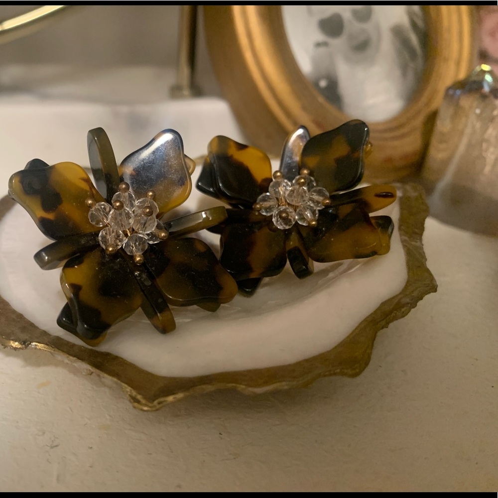 Anthropologie Tortoise/Crystal Hibiscus Earrings